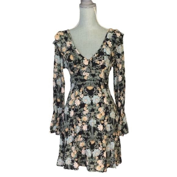 Flying Tomato Floral Cottage Core Dress Size S - Picture 1 of 4